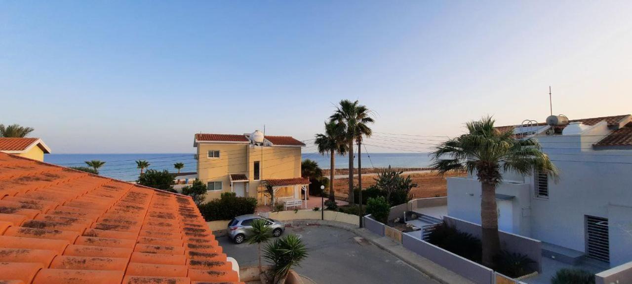 Vakantiehuis Leo Boutique Beachfront