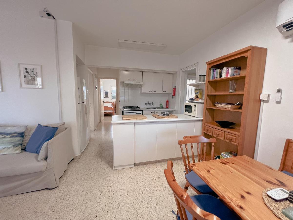 Vakantiehuis Leo Boutique Beachfront *