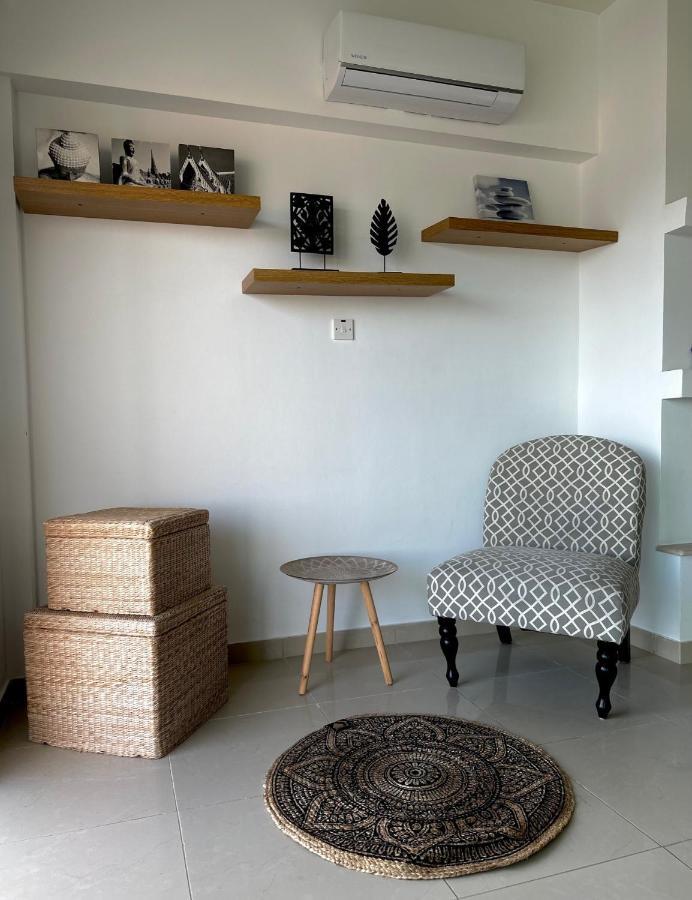 Sayers Beachfront Perivolia