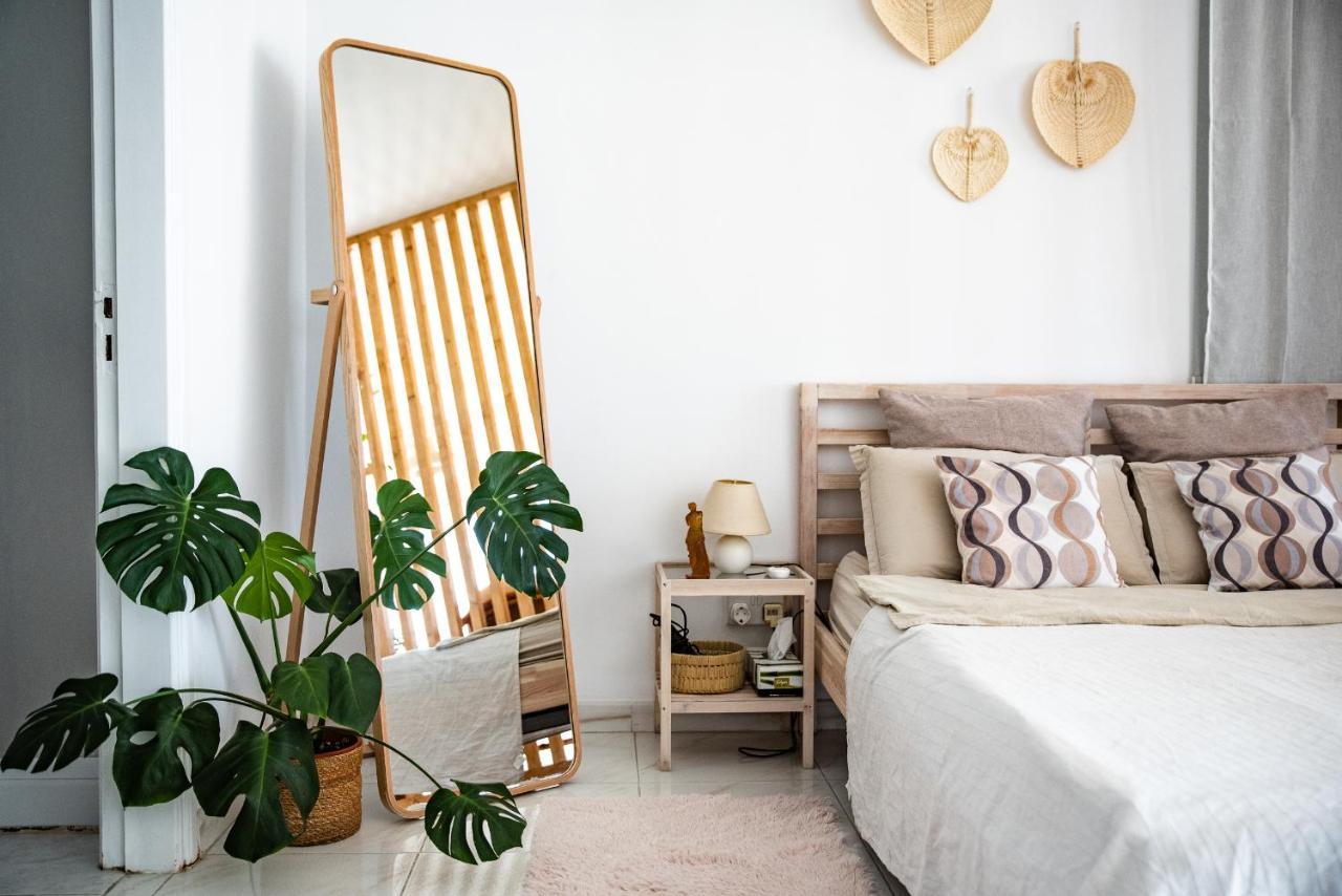 Bay Apartment *