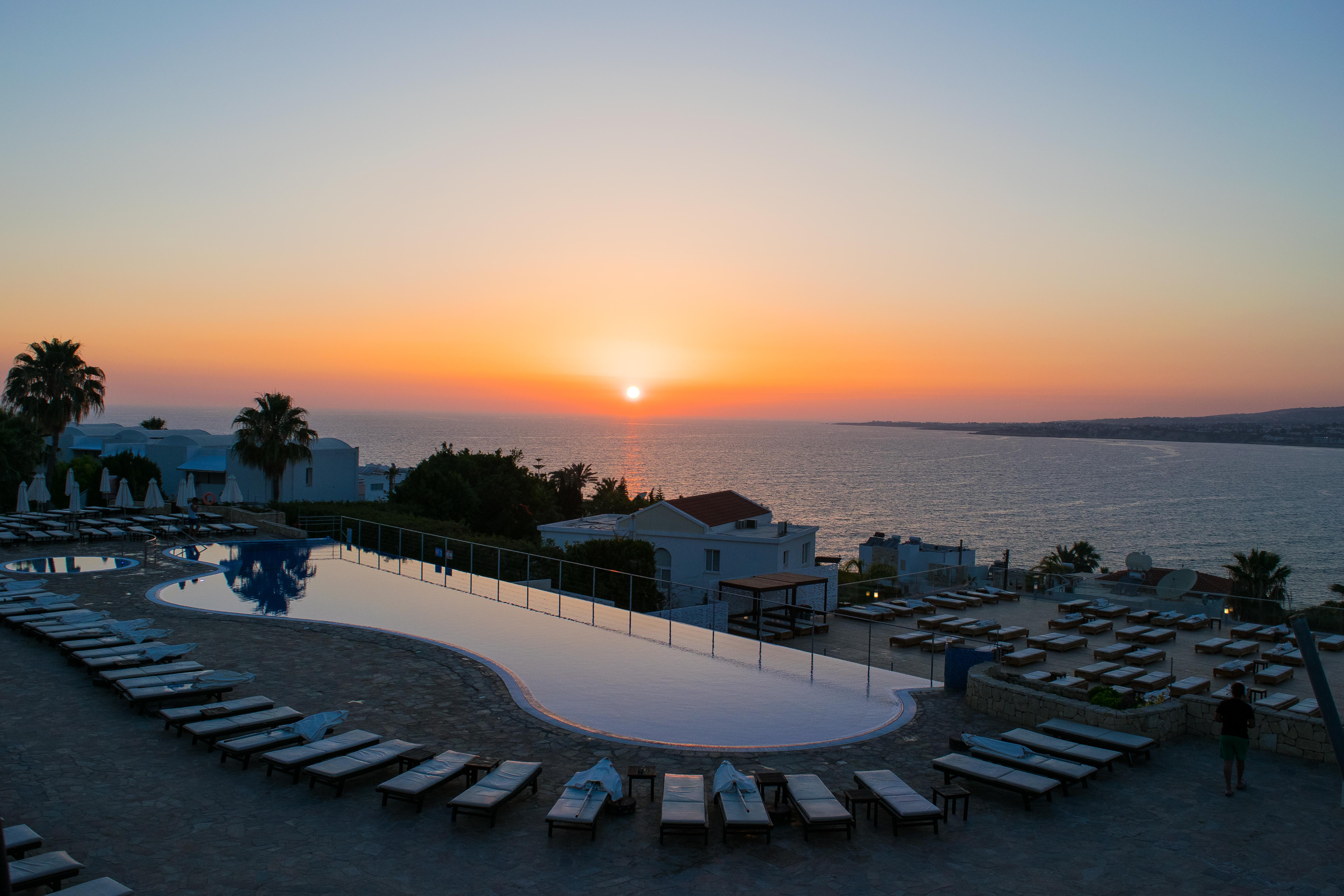 Theo Sunset Bay 4*