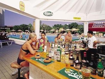 Crown Elamaris 3* Protaras