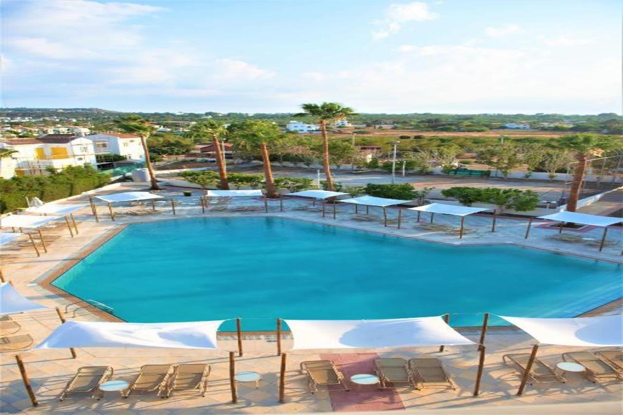 Toxotis Hotel Pernera
