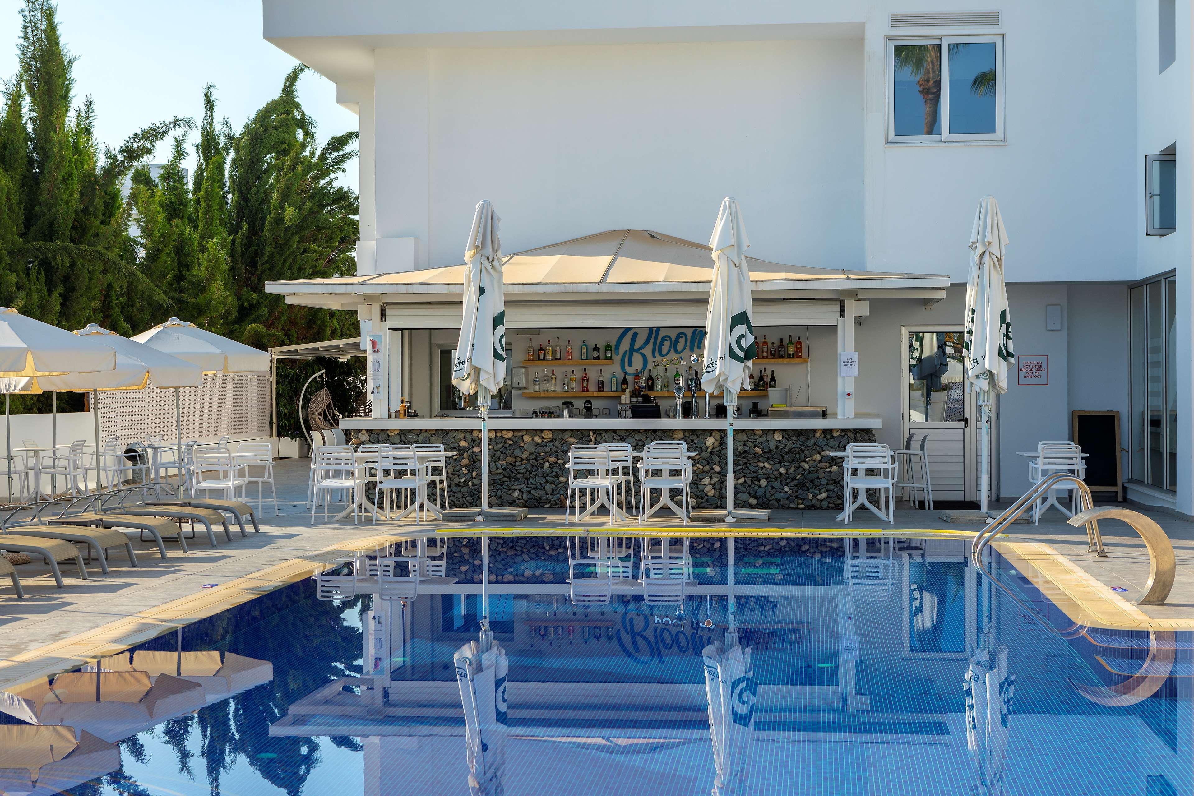 Plaza 3* Protaras