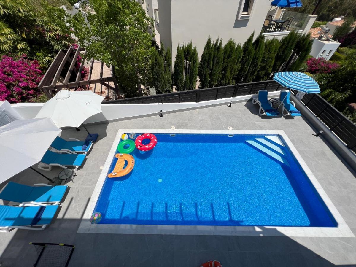 Marina Sea-view Private Pool Peyia