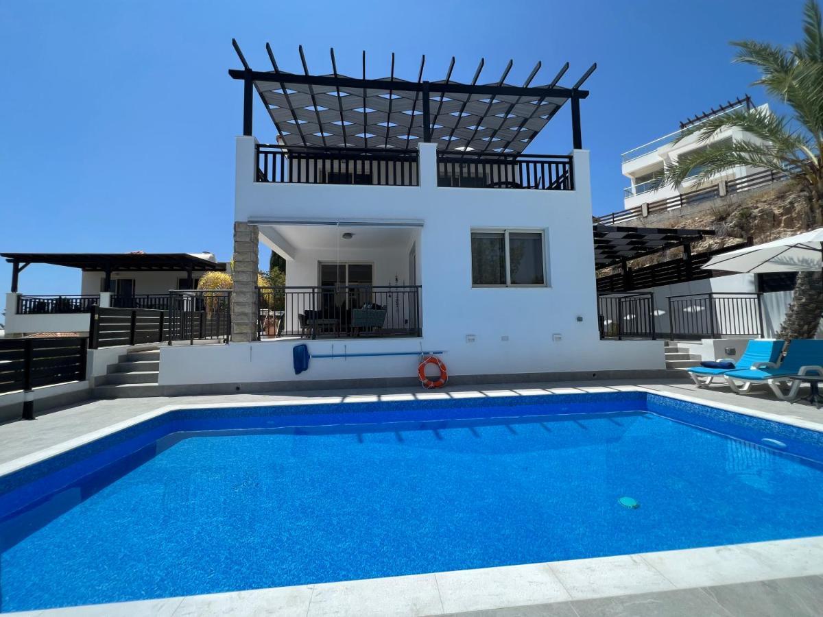 Marina Sea-view Private Pool Villa *