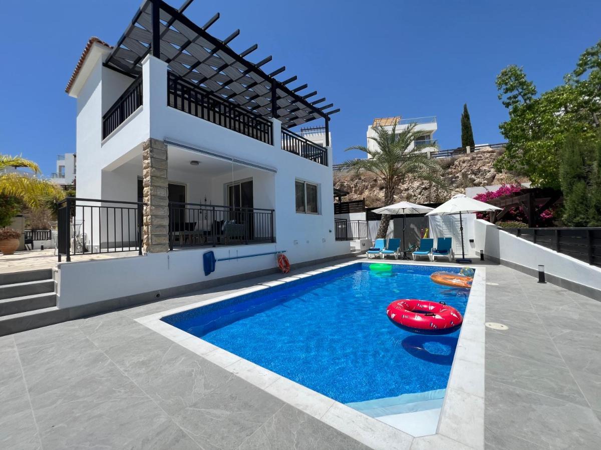 Marina Sea-view Private Pool Villa *