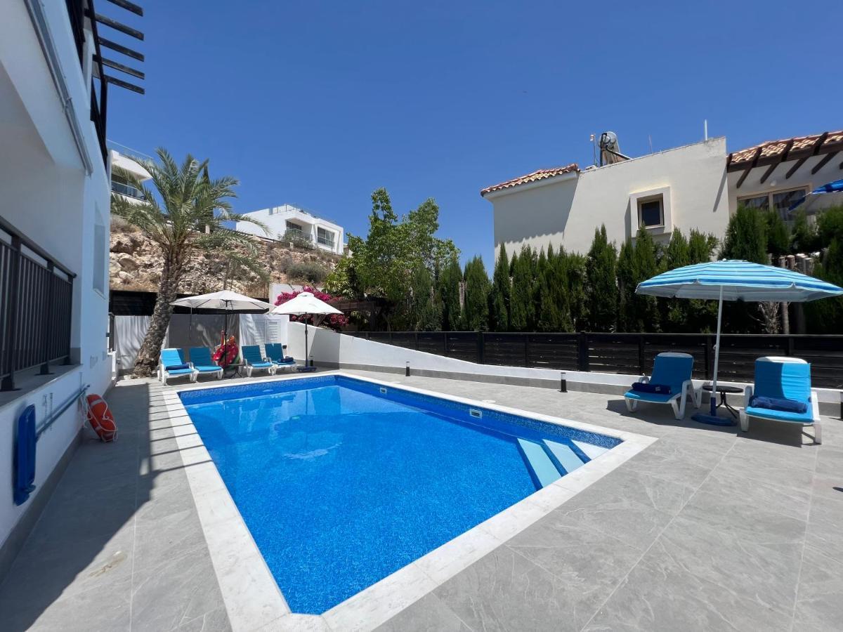 Marina Sea-view Private Pool