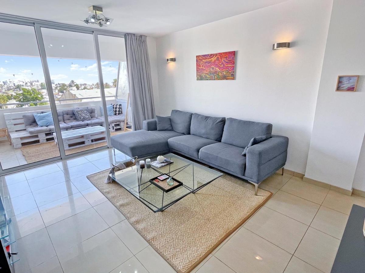 2br Seaview In Prime Location 1 Min From Sea * Larnaca