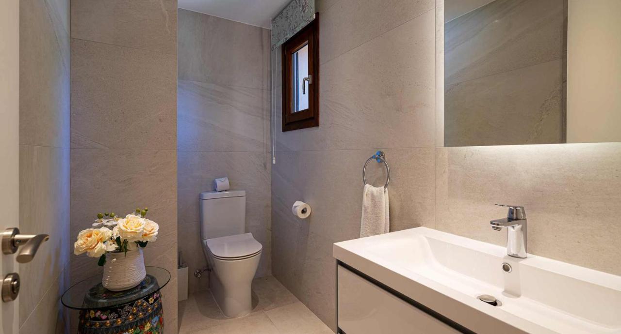 3 Bedroom Melandra With Private Pool And Sea Views, Aphrodite Hills * Kouklia