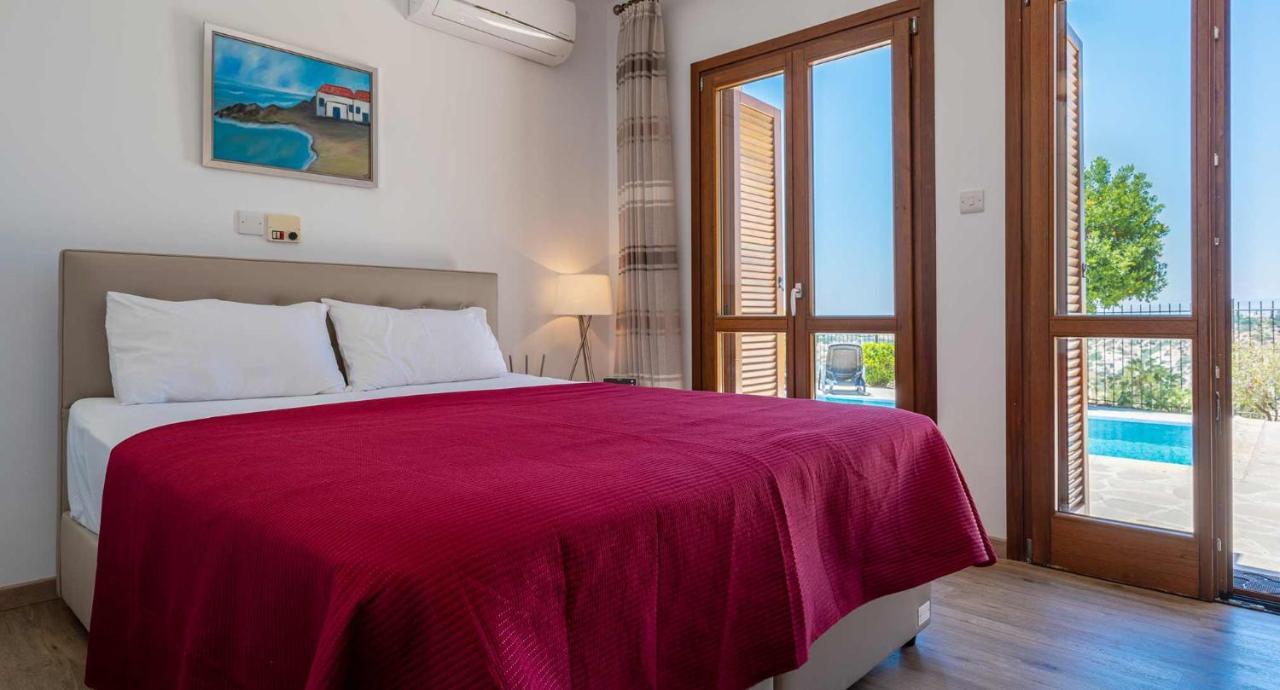 3 Bedroom Melandra With Private Pool And Sea Views, Aphrodite Hills *