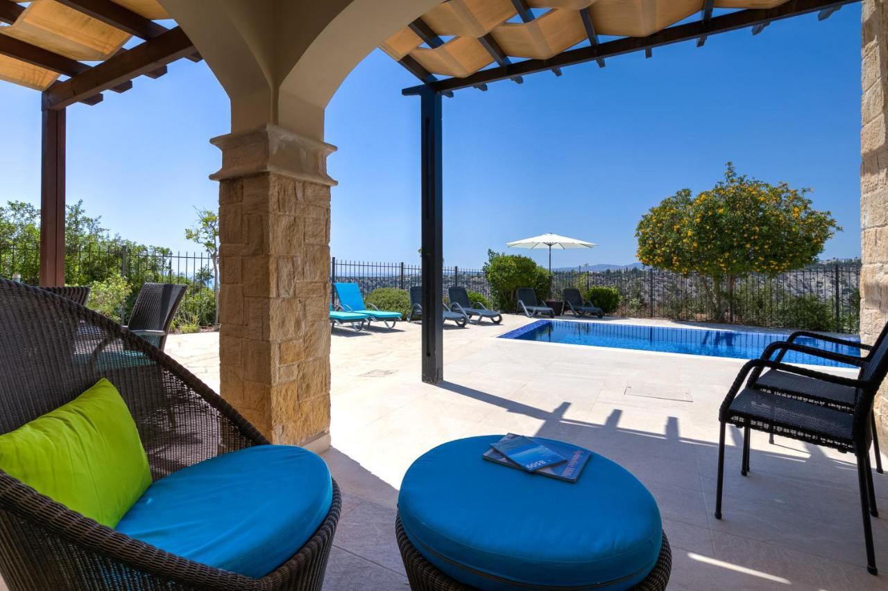 3 Bedroom Melandra With Private Pool And Sea Views, Aphrodite Hills Villa Kouklia