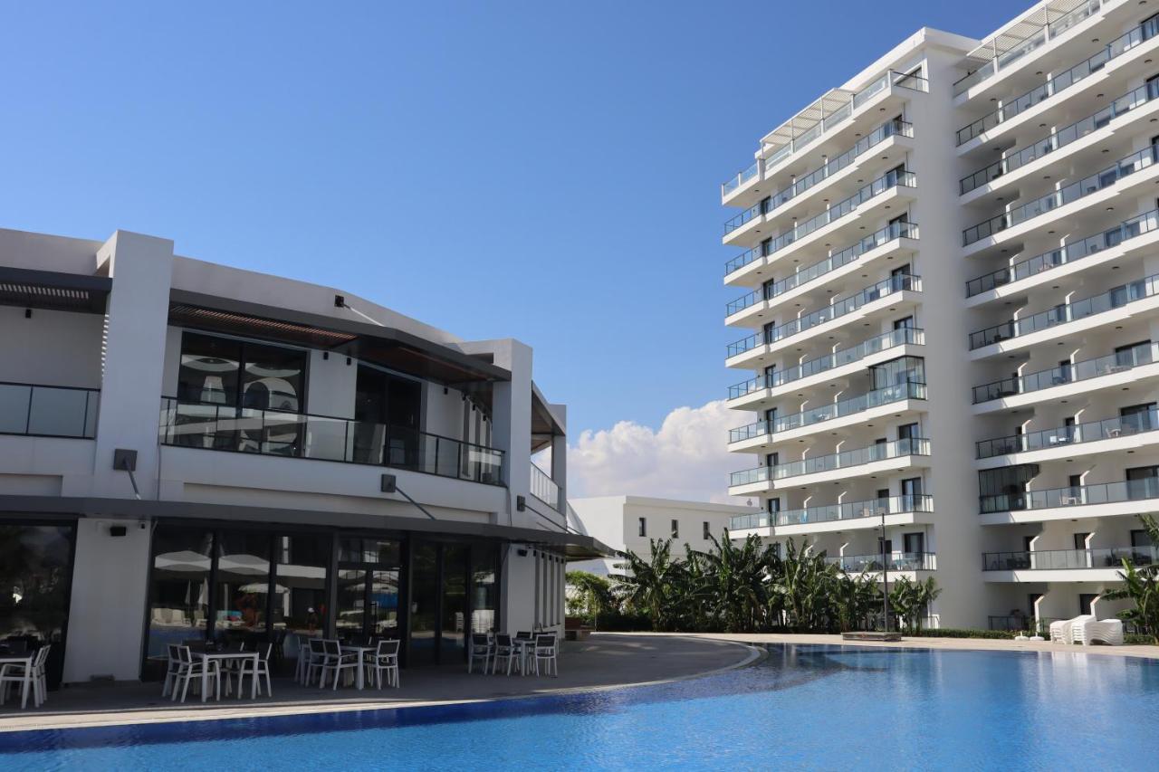 Apartment Caesar Blue Large With Sea View And Aquapark