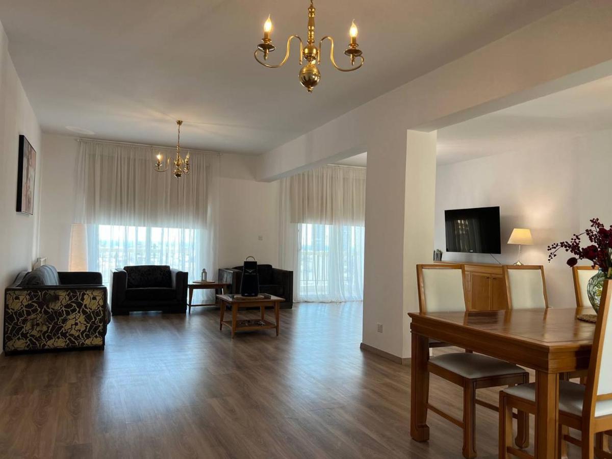 Sunny Apartamento Limassol