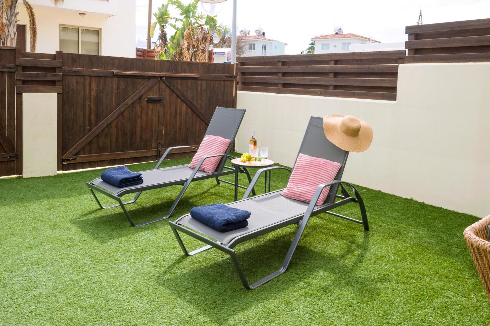Villa Oasis Pernera