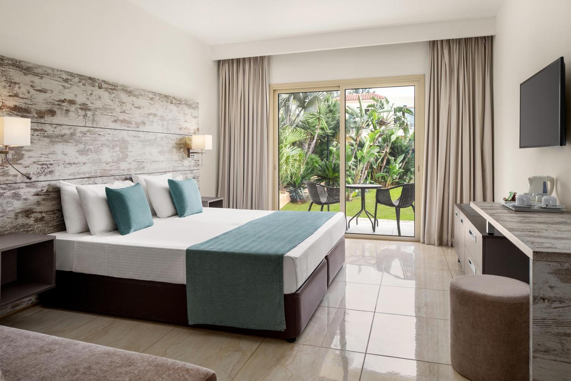 Ramada & By Wyndham Ayia Napa
