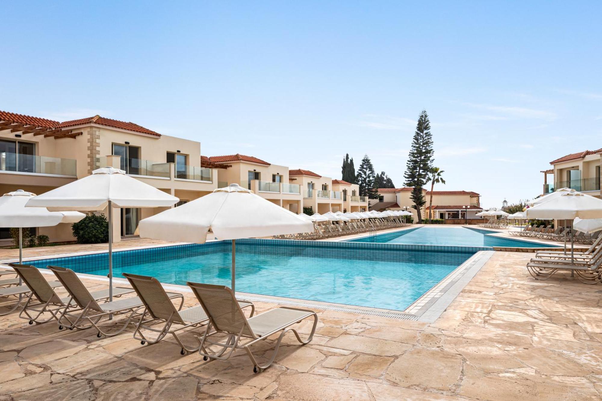 Ramada & By Wyndham Hotel 4*