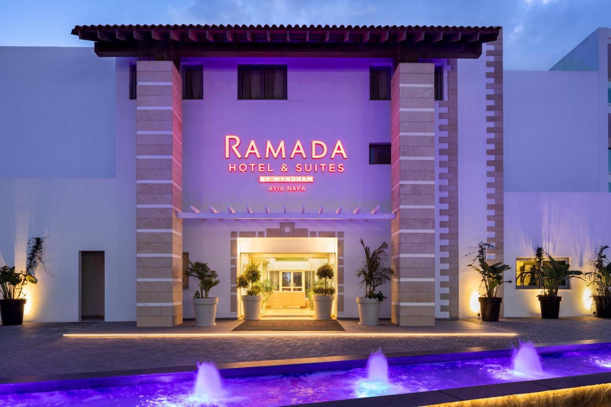 Ramada & By Wyndham Hotel