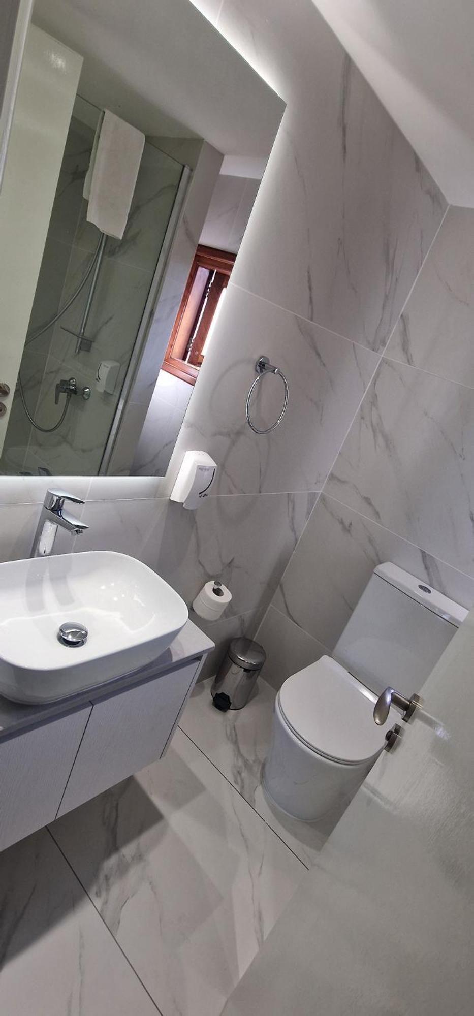 Y & P Hotel Lachi