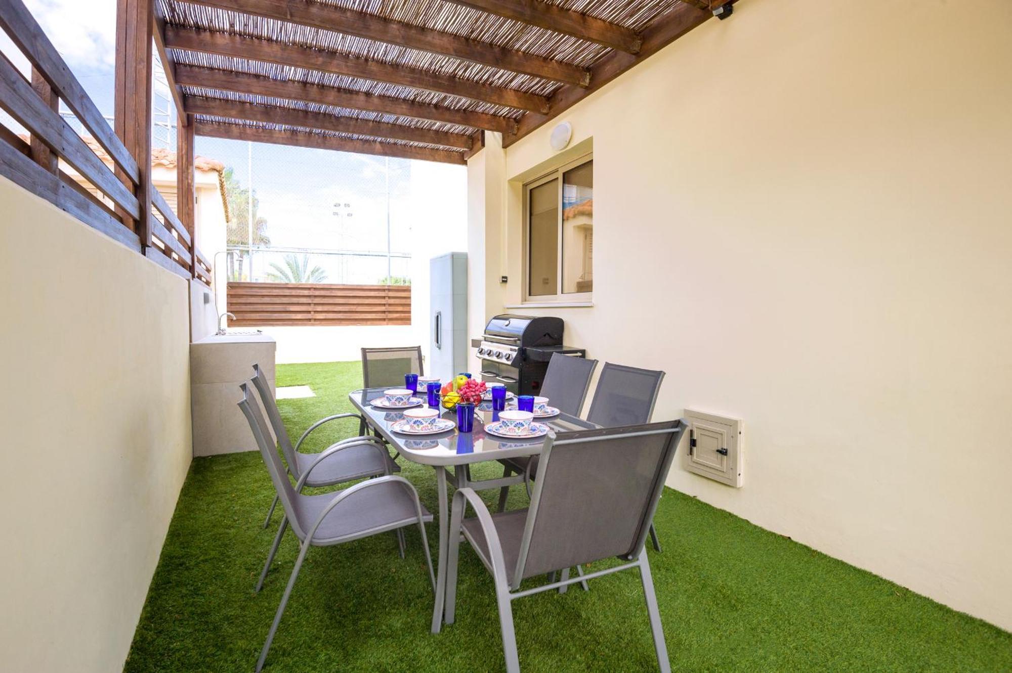 Villa Villa Oasis Pernera