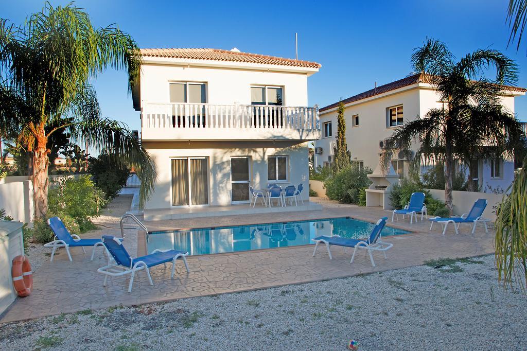 Hara Nissi Beach Villas * Ayia Napa