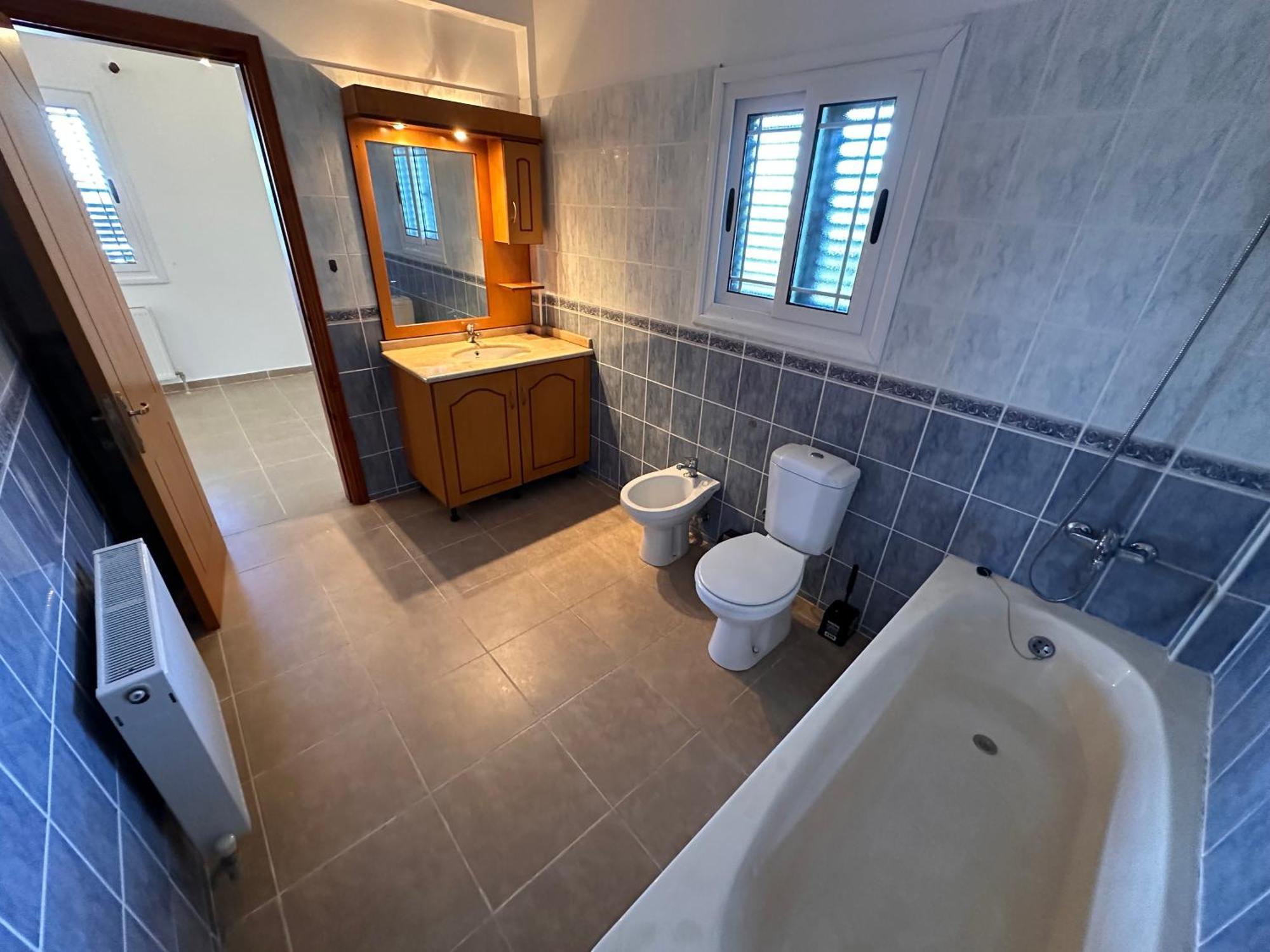 Villa Kyrenia/alsancak 4-room With Private Pool