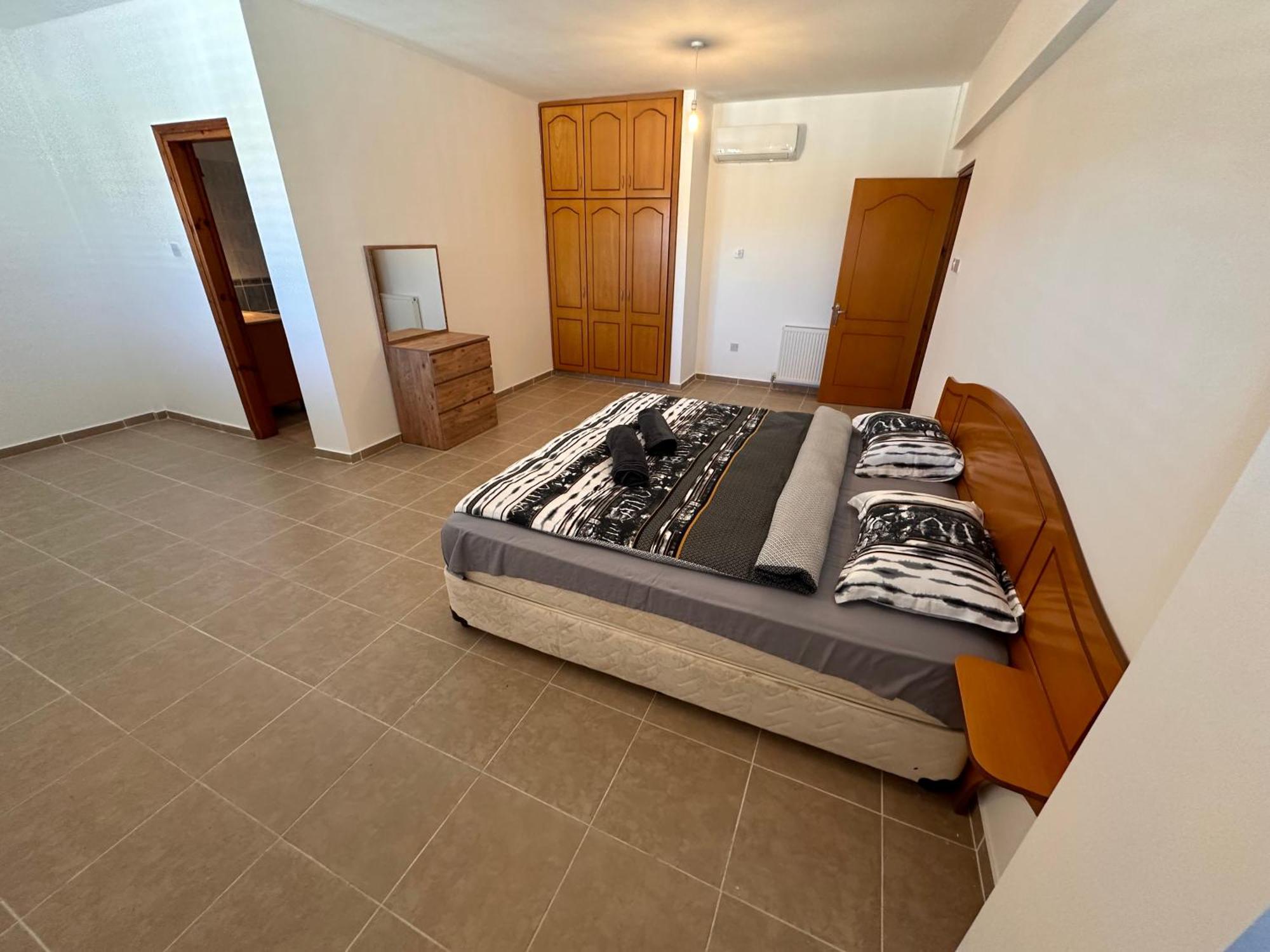 Villa Kyrenia/alsancak 4-room With Private Pool *