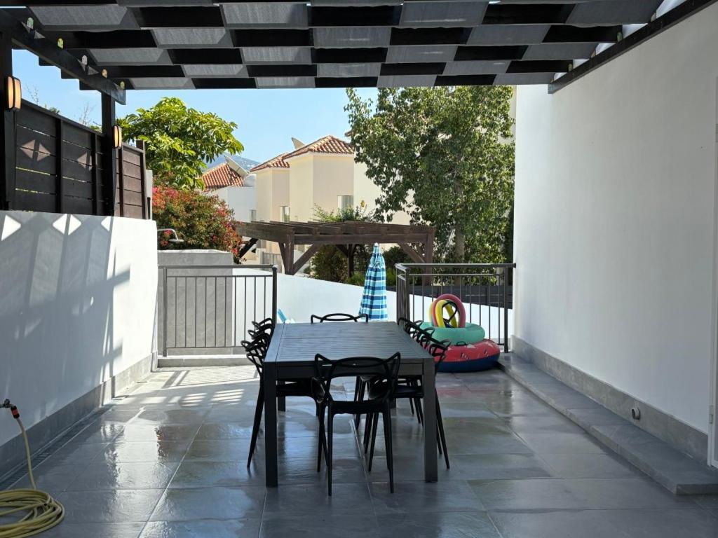 Marina Sea-view Private Pool Villa
