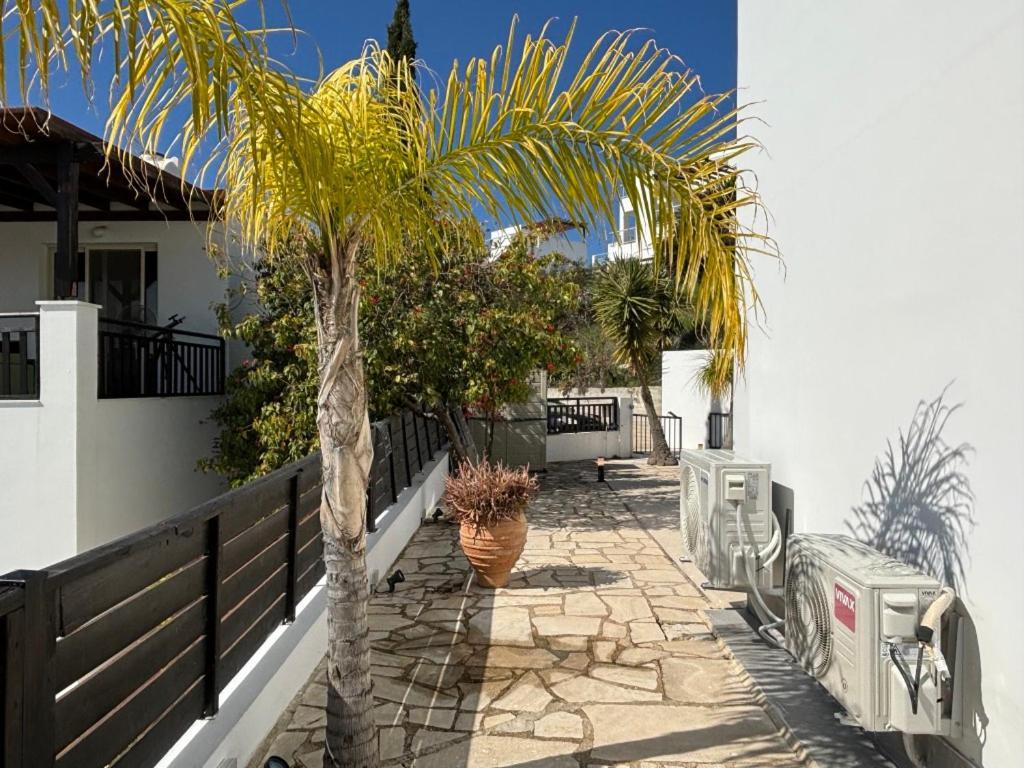Marina Sea-view Private Pool Peyia