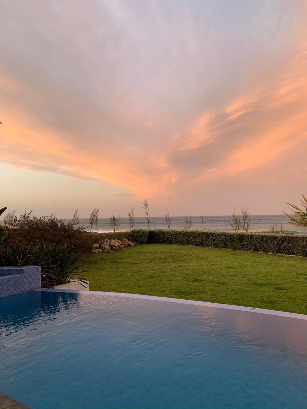 Luxury By The Sea With Heated Pool Villa Protaras