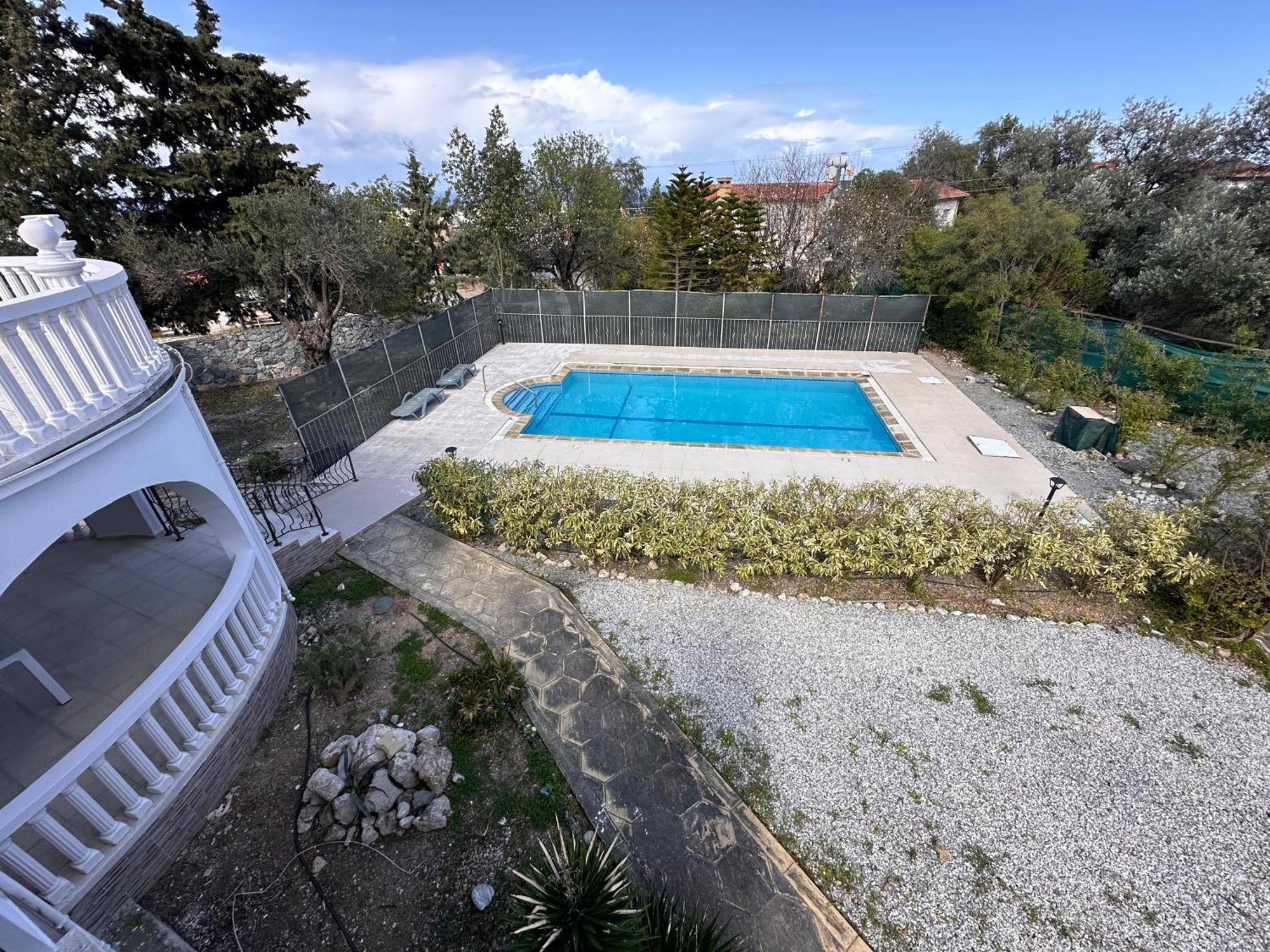 Kyrenia/alsancak 4-room With Private Pool * Kyrenia (Northern Cyprus)