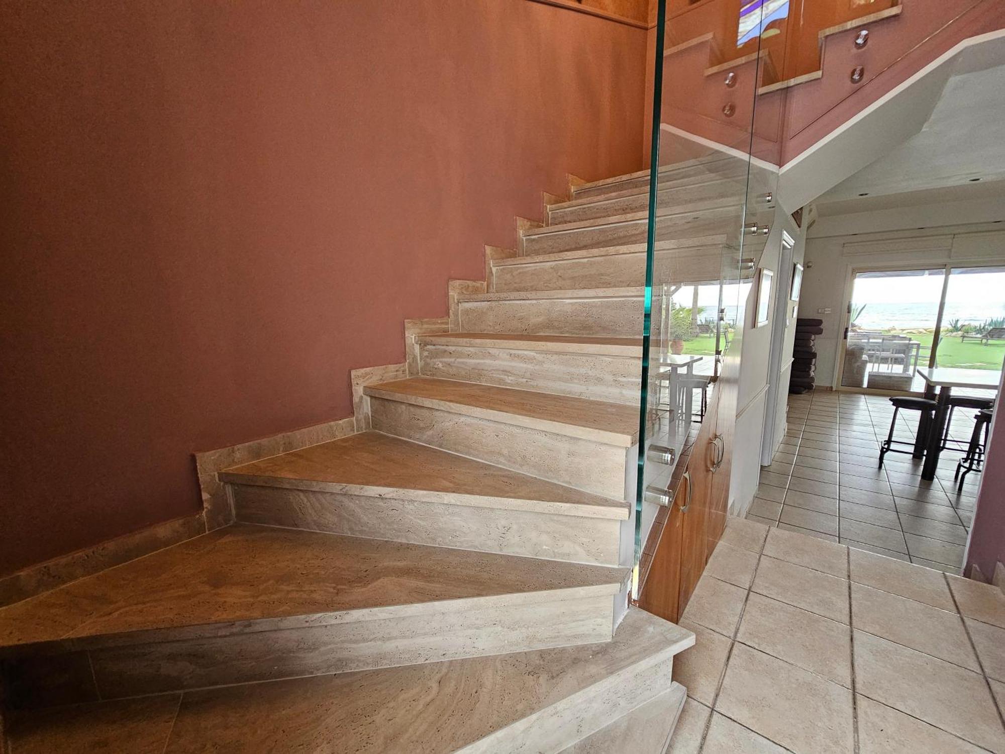 Beachfront Carpe Diem Villa