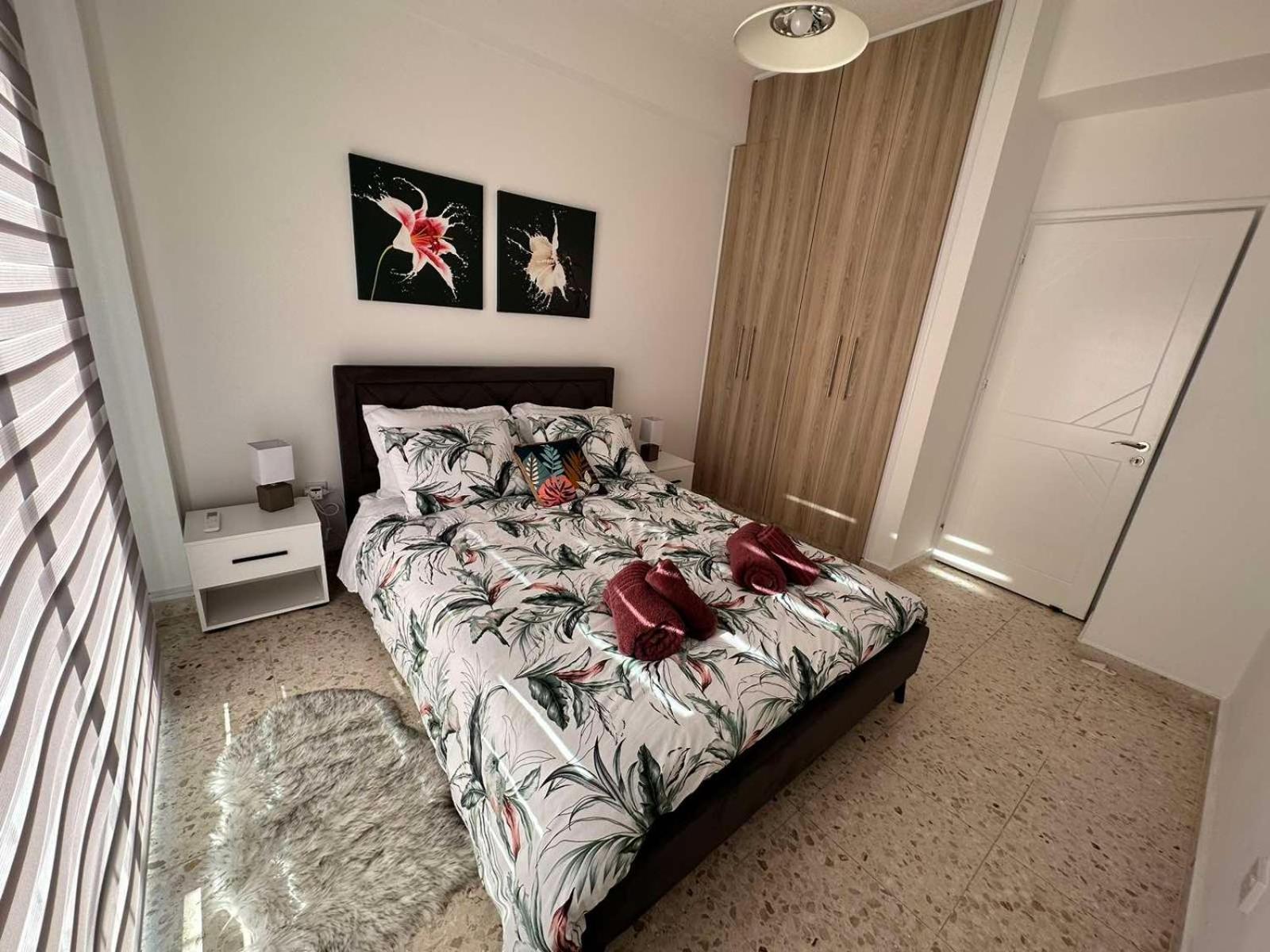 Apartment A & A House