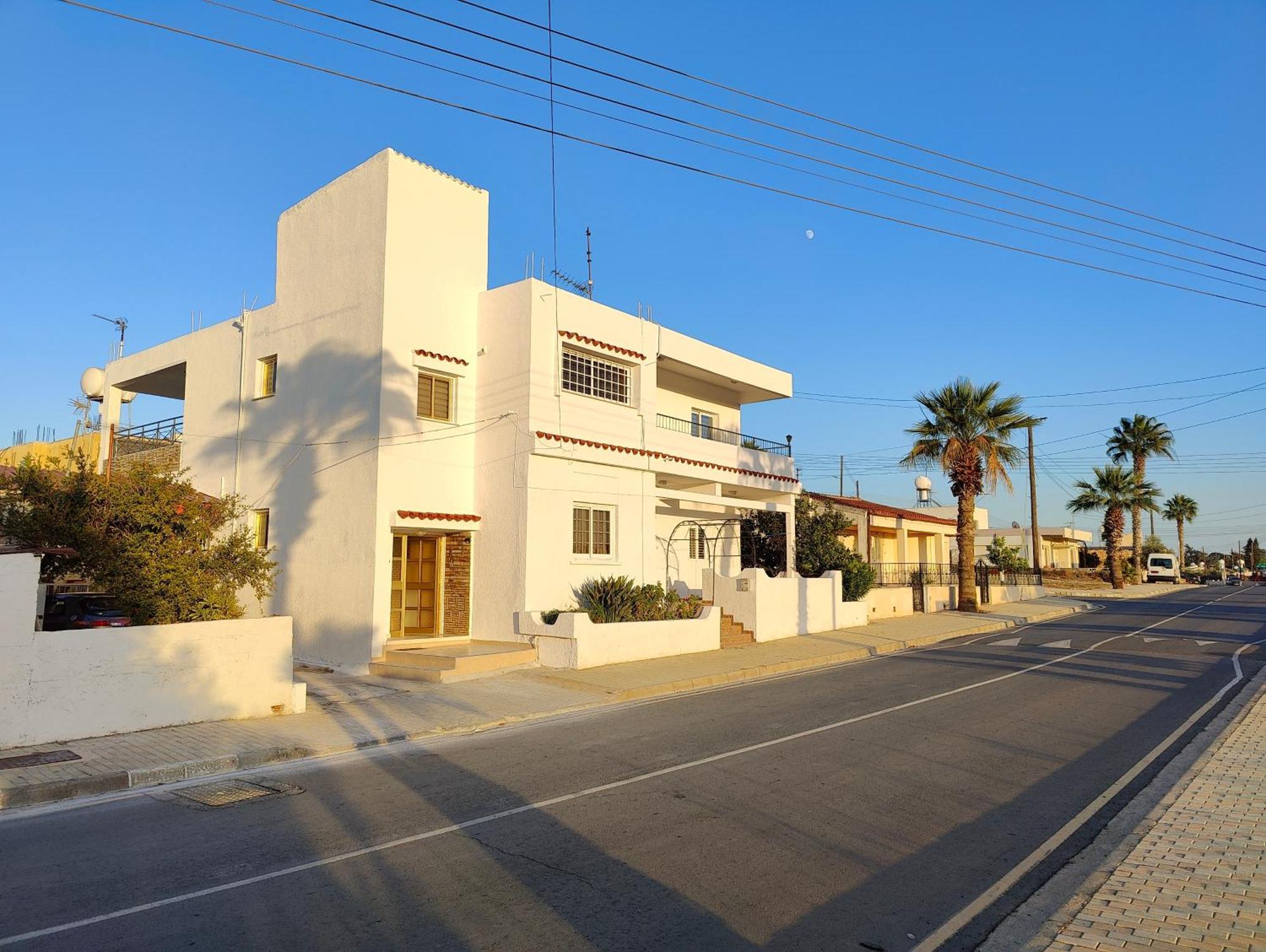 A & A House Apartment Larnaca