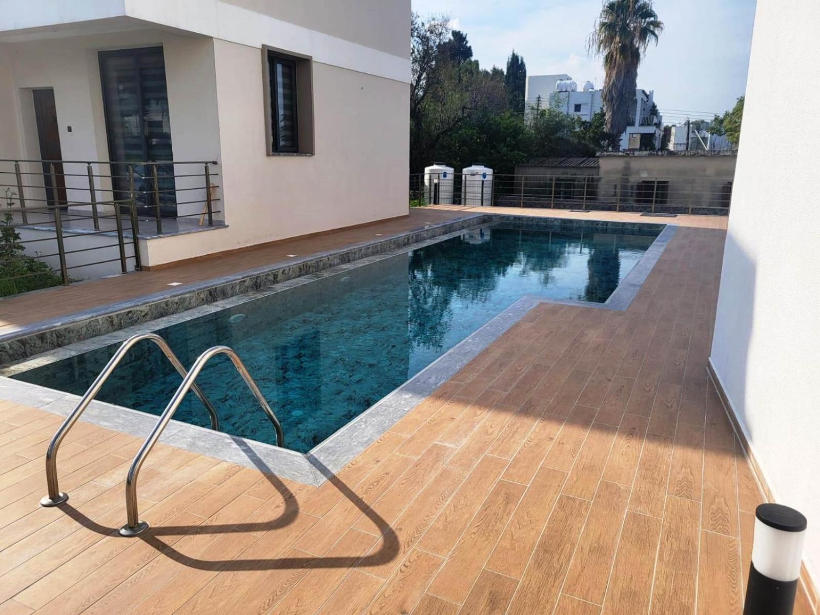 Esta Palm Living And Bedroom, 250 M From Kyrenia (Northern Cyprus)