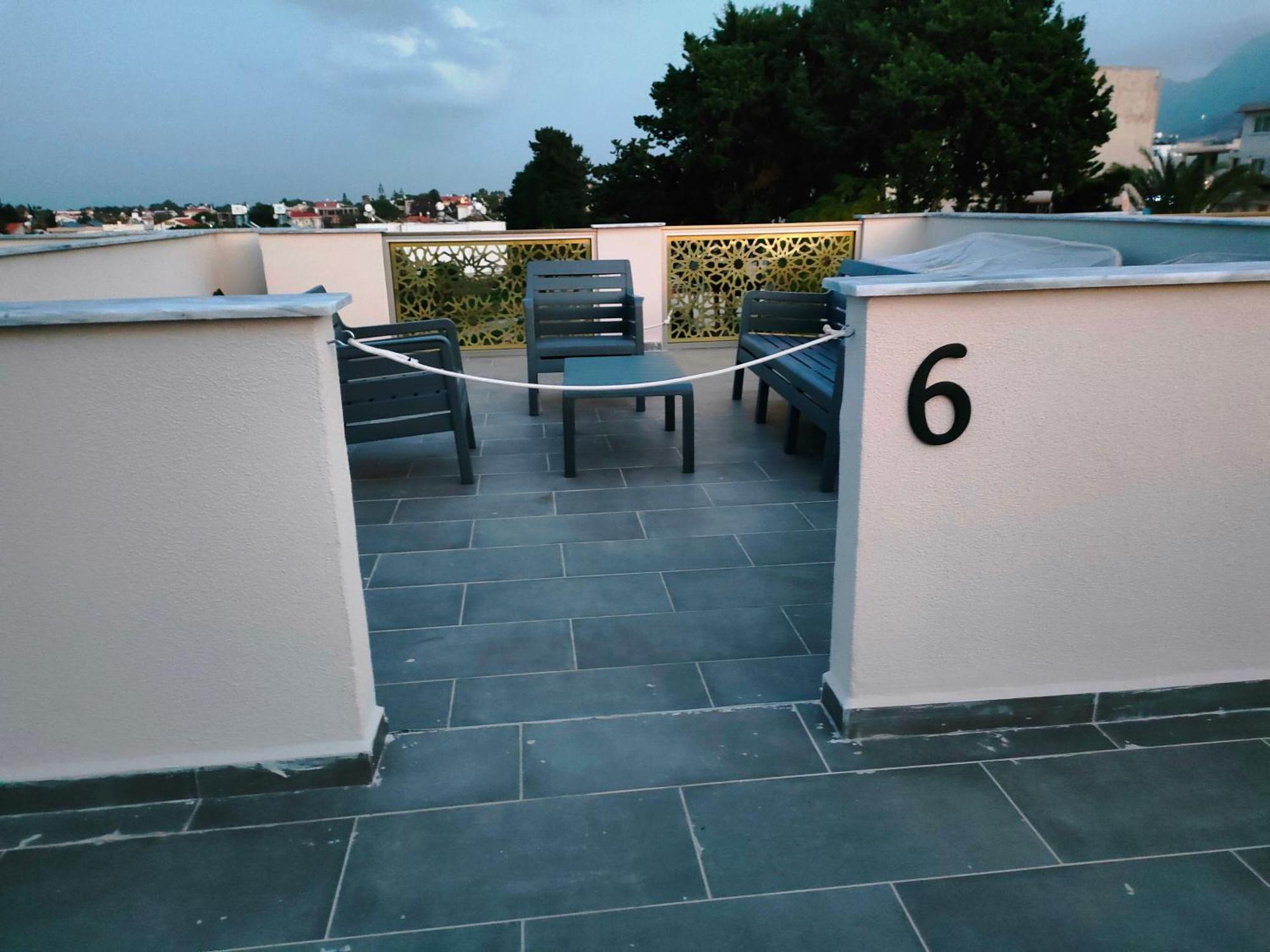Apartment Esta Palm Living And Bedroom, 250 M From Kyrenia (Northern Cyprus)