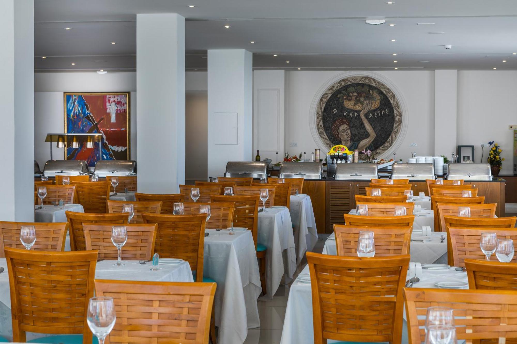 Hotel Tsokkos 4*