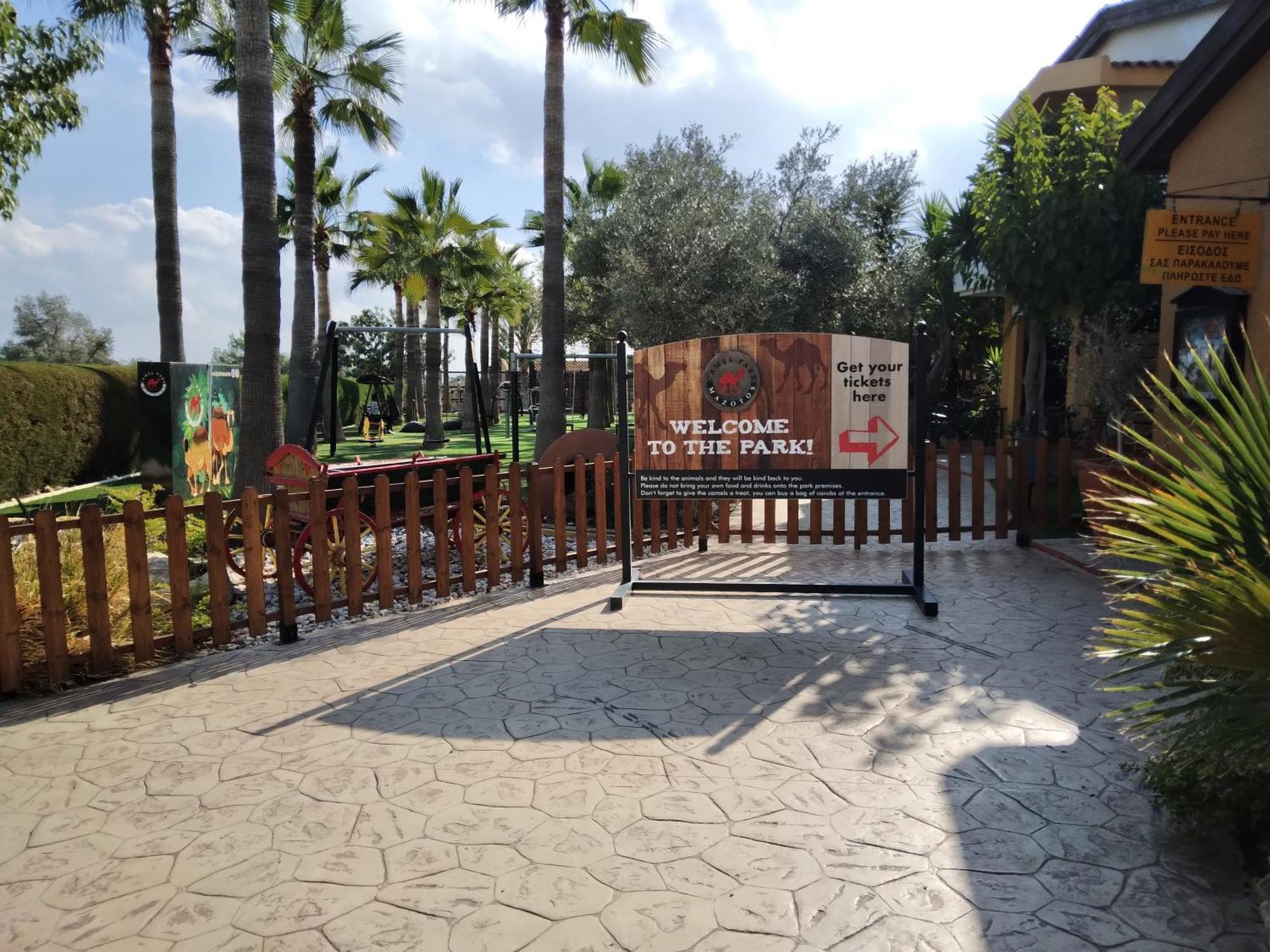 Vakantiehuis Mersinera Paradise Garden 2