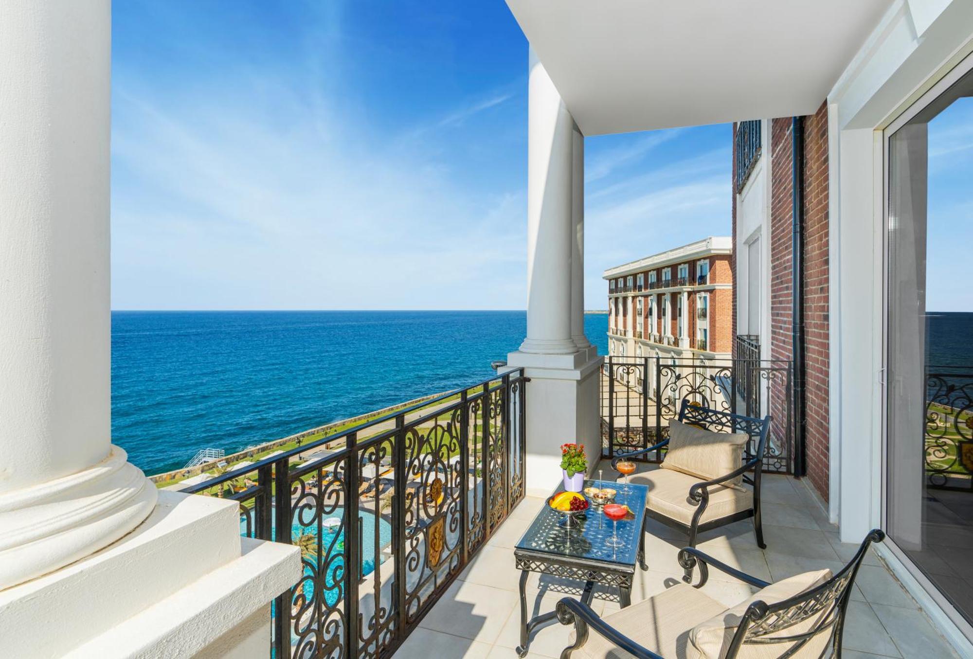 Kaya Palazzo & Casino Resort 5*