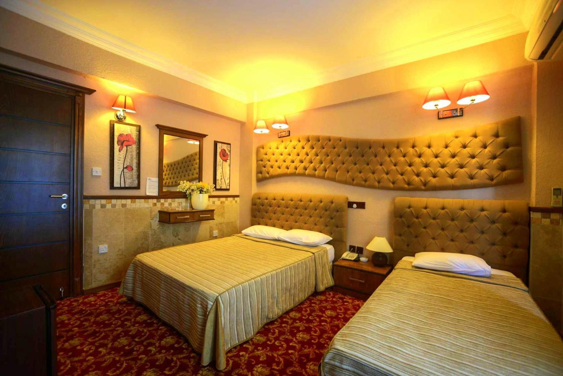 Anadol & Pool At Kyrenia Center Hotel 3*