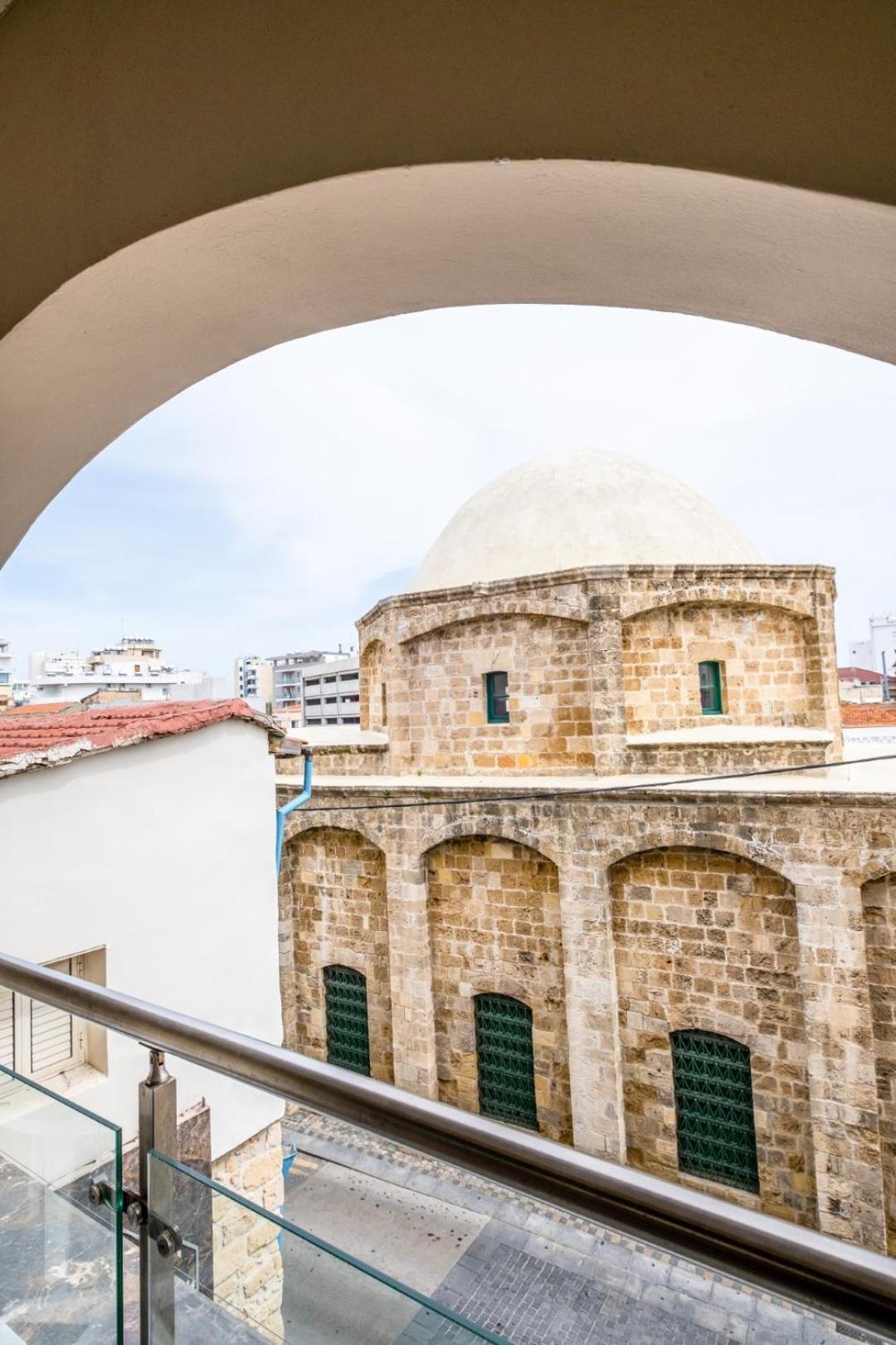 Livadhiotis Hotel