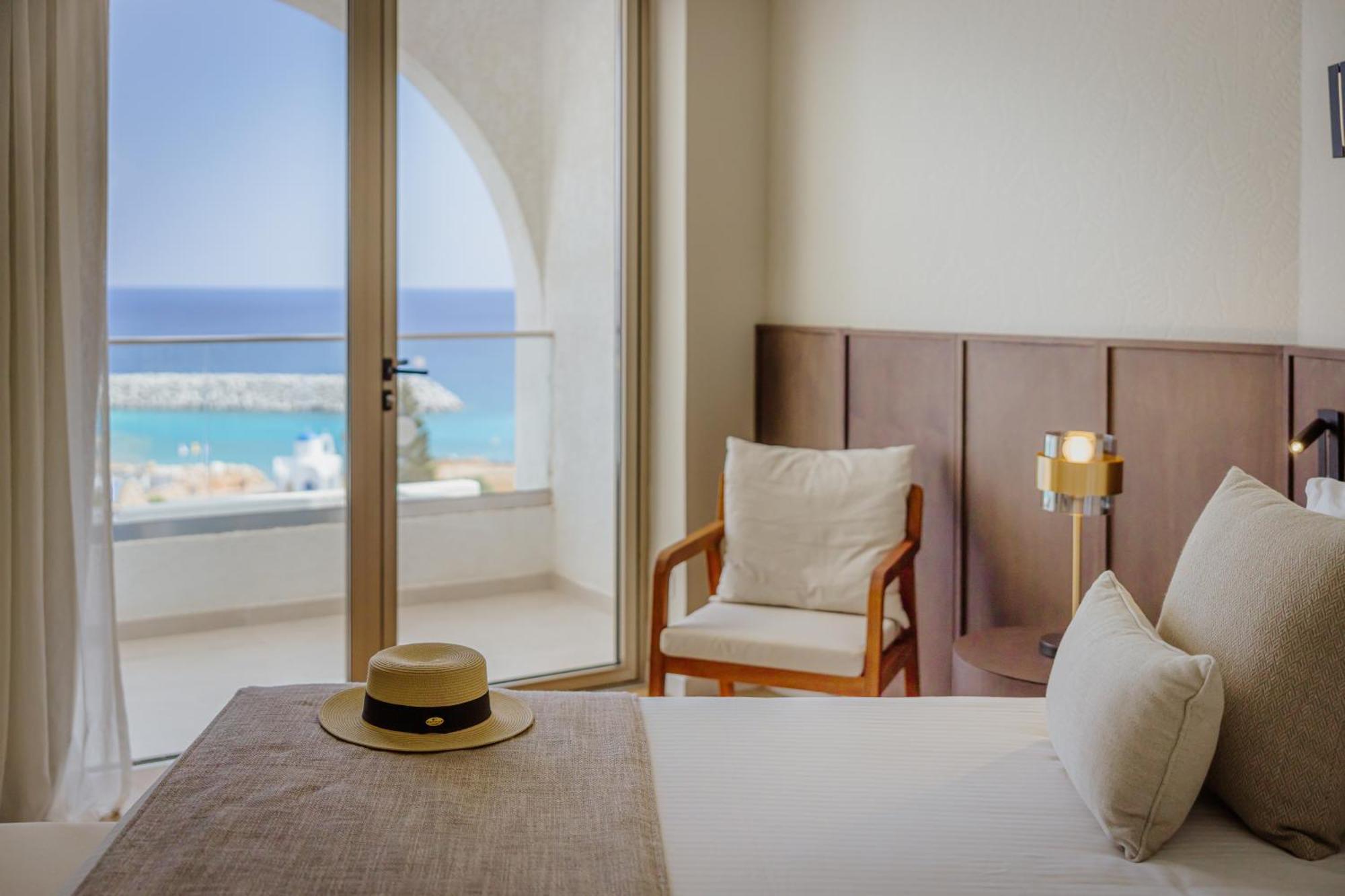Golden Coast 4*