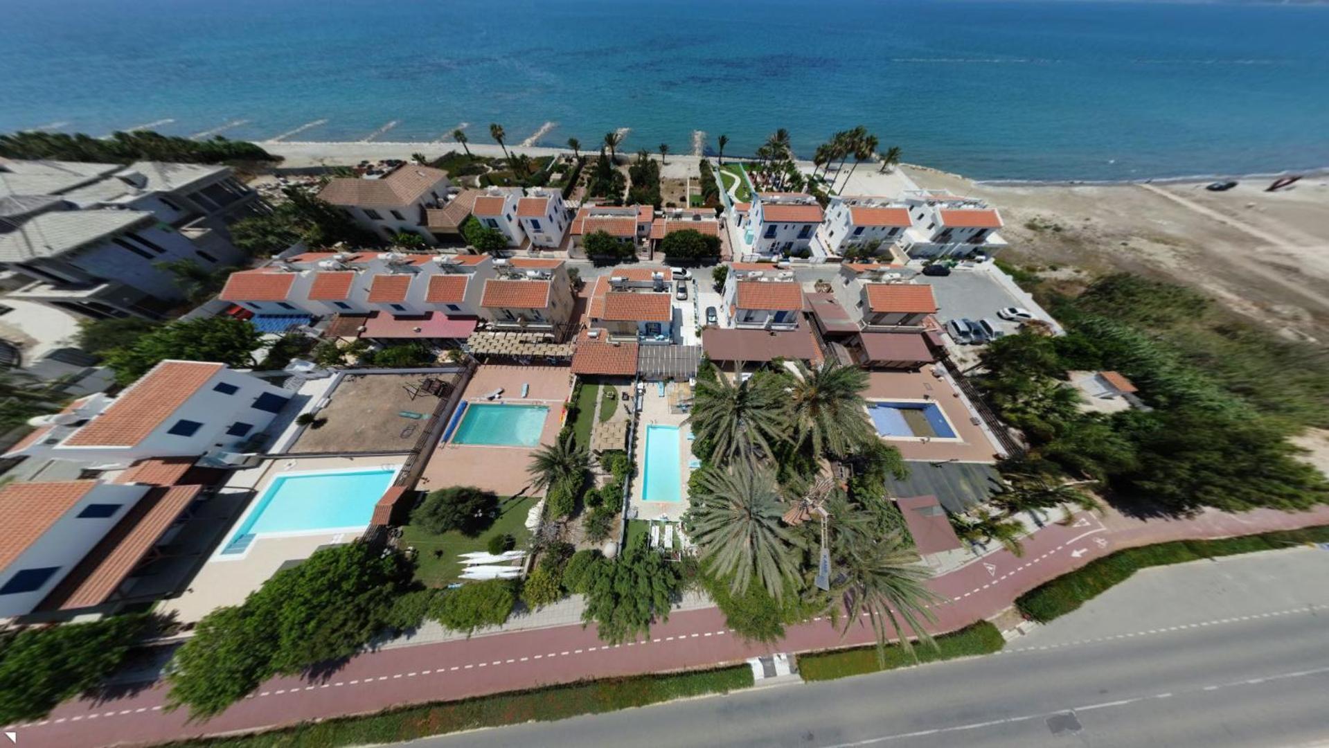 Greek Island Style 2 Bedroom With Pool Next To The Sea