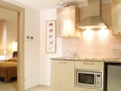 Frixos Aparthotel 3*
