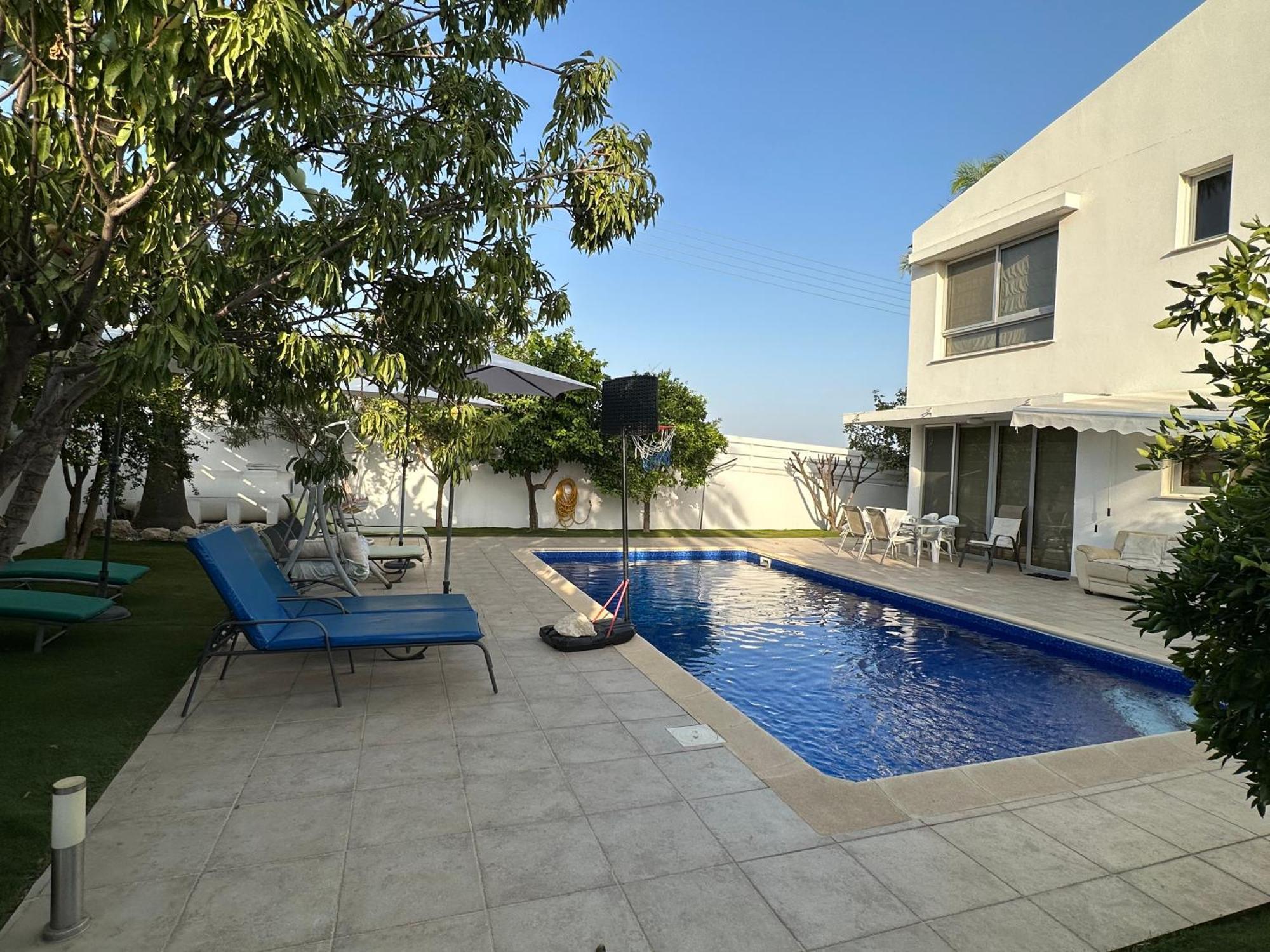 Victoria Villa