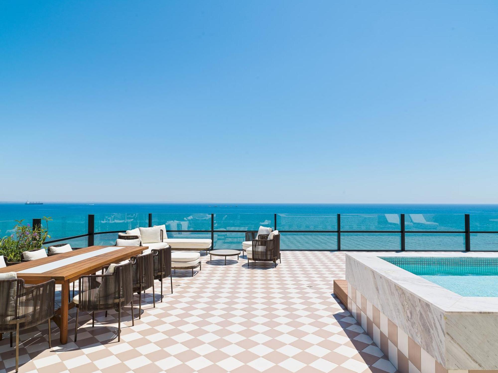 Aparthotel Liv Mackenzie Adults Only Larnaca