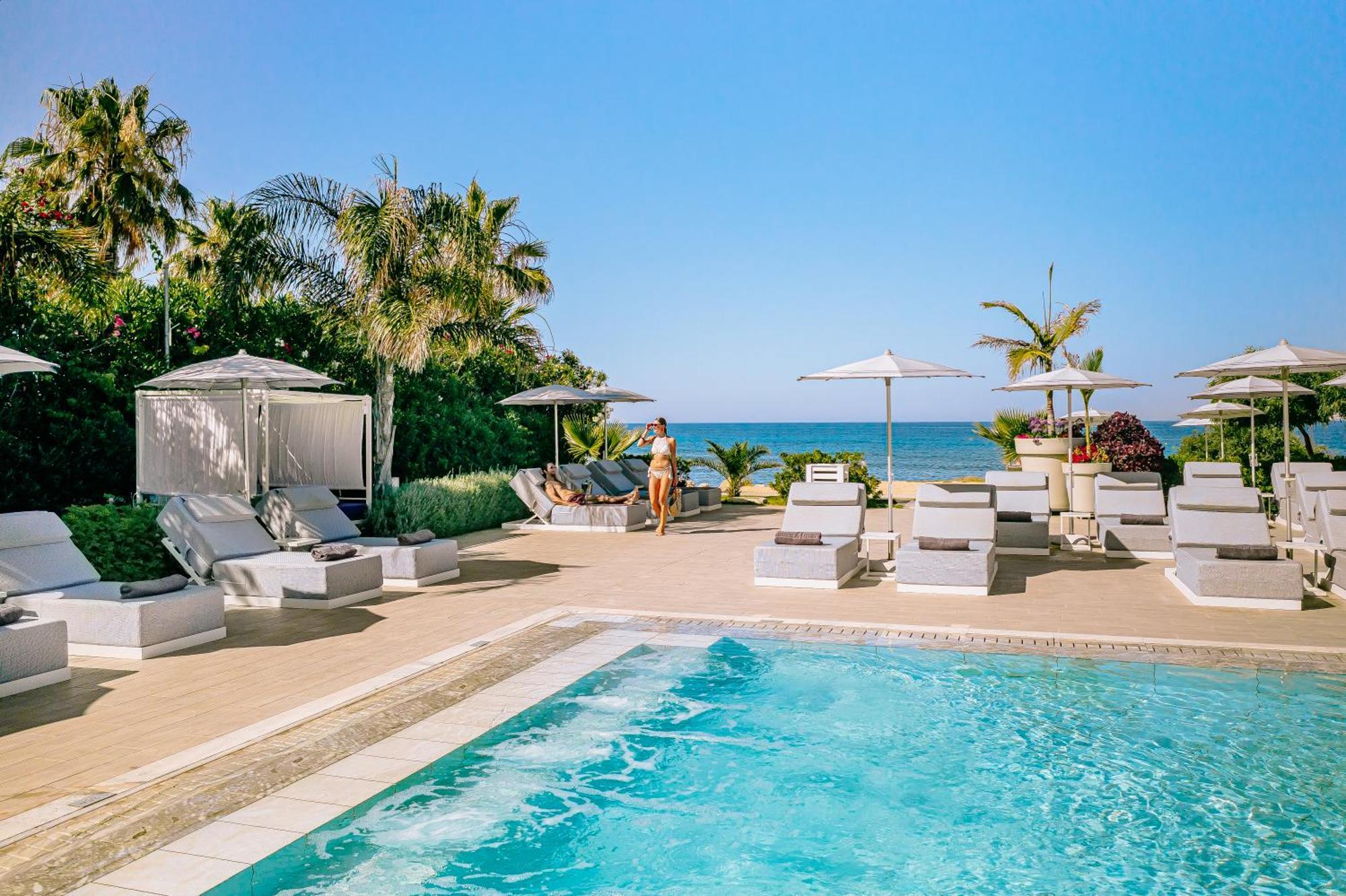 Ivi Mare - Designed For Adults By Louis