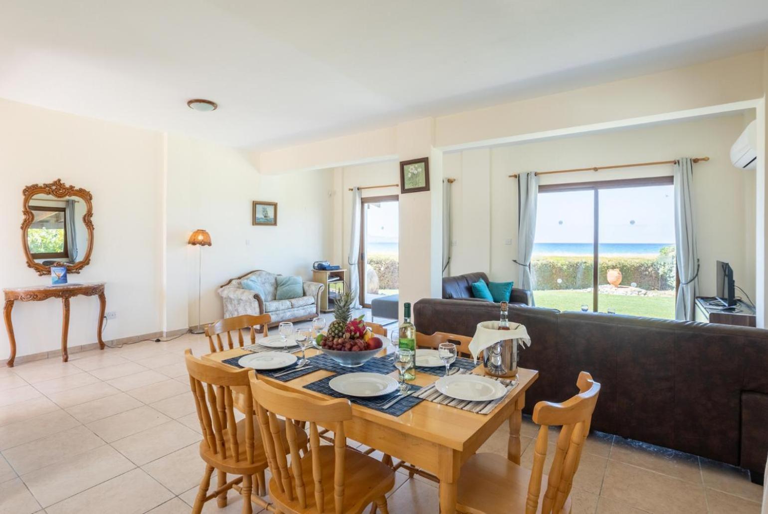 Blue Bay Thea Villa