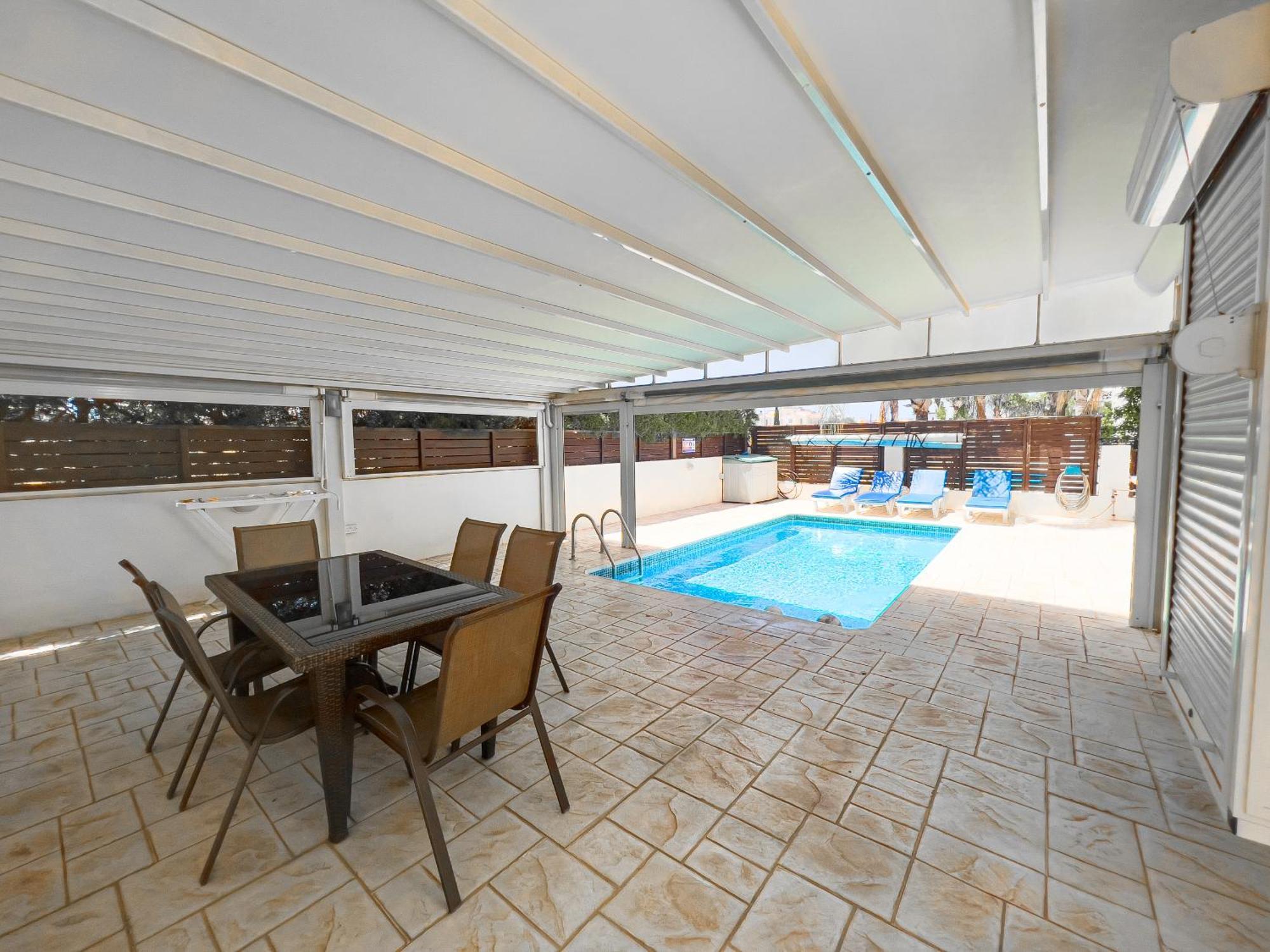 Fotini Villa