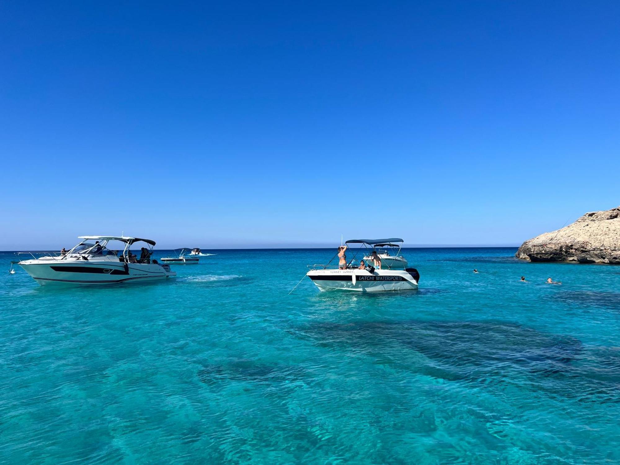 Marina Sea-view Private Pool * Peyia